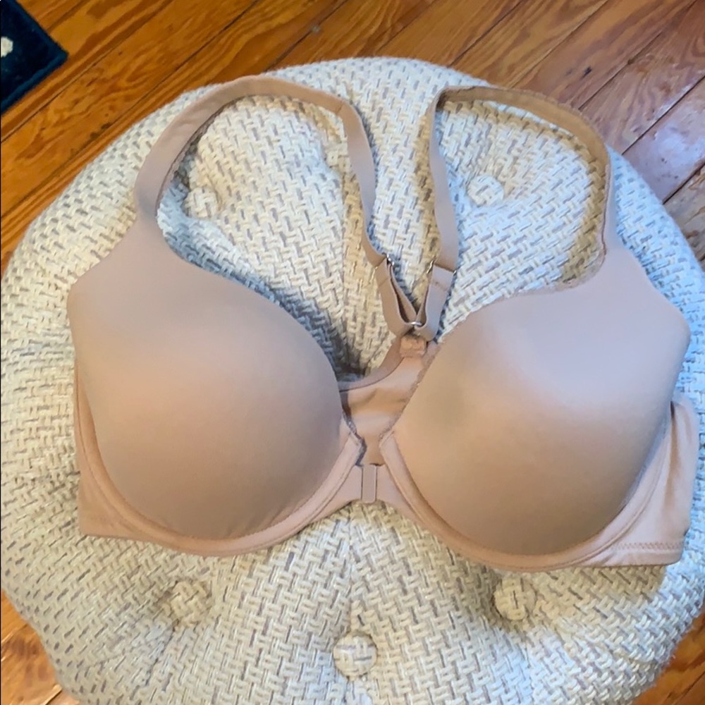 VS front hook closure racer back bra